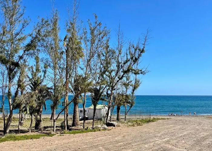 Tatil Evi Casa La Ola - Idylle Am Meer- By Interhome